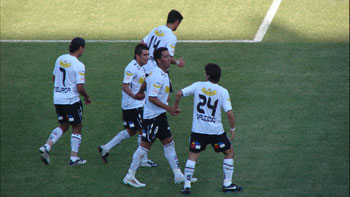 En vivo: Palestino dio la sorpresa y empató la final con nueve hombres