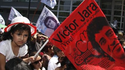   Hijas de Víctor Jara recordaron con emoción su figura 