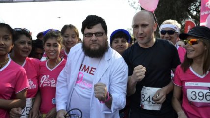   Reconocidos rostros se sumaron a la Corrida por la Vida en Santiago 