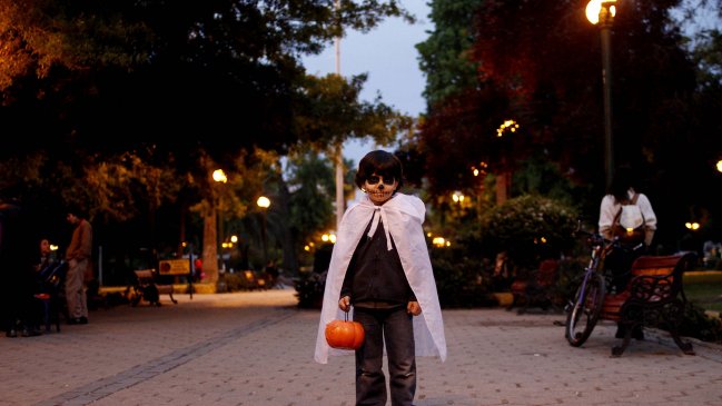   Halloween: Los beneficios y riesgos de disfraces y golosinas 