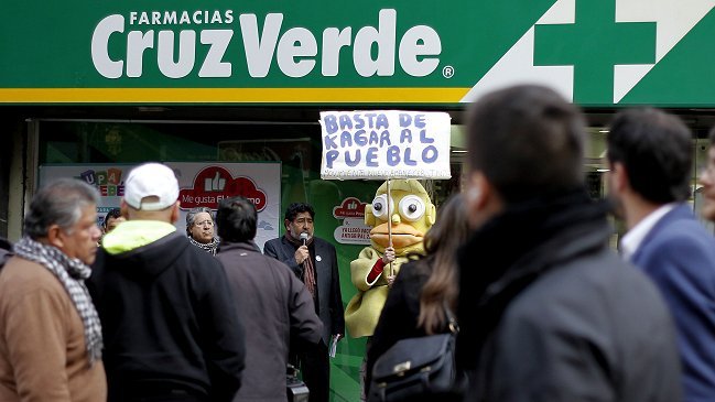  ISP demandó a Farmacias Ahumada y Cruz Verde  