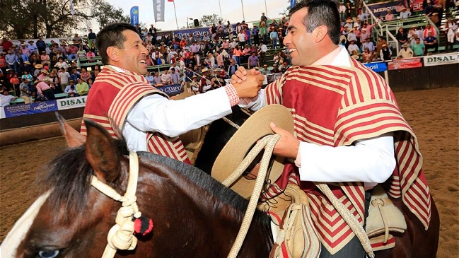  Toledo y Muñoz sacaron pasajes a Rancagua en Nos  