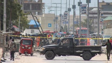 Al menos seis civiles muertos en doble atentado en Somalia
