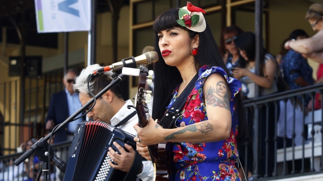  Mon Laferte en Viña: 