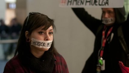   Trabajadores de H&M se manifestaron en Costanera Center 