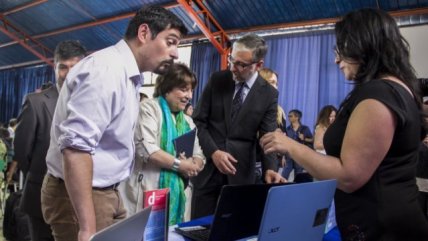   Gobierno lanzó campaña de elección de computador del programa 