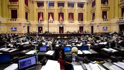   Congreso argentino aprobó reforma de pensiones tras horas de protestas en las calles 