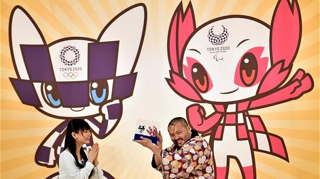  Escolares japoneses eligen dos mascotas futuristas para Tokio 2020  