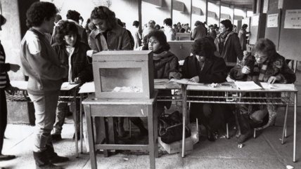   Sergio Campos: Este 5 de octubre nos remonta a 30 años para mirar al Chile del mañana 