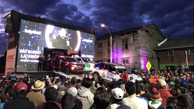  La sexta fecha del Rally Mobil tuvo su largada protocolar  