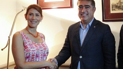   Embajadora de Guaidó en Chile se reunió con el timonel de RN 