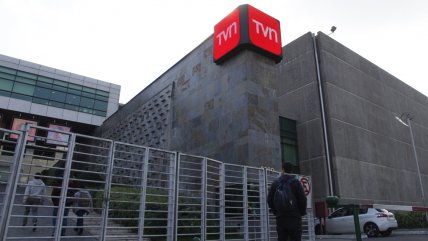 Compleja negociación colectiva en TVN: Trabajadores piden bono de un millón