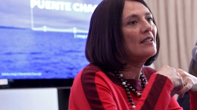  Chacao: Diputado RN apunta a ex ministra Silva  