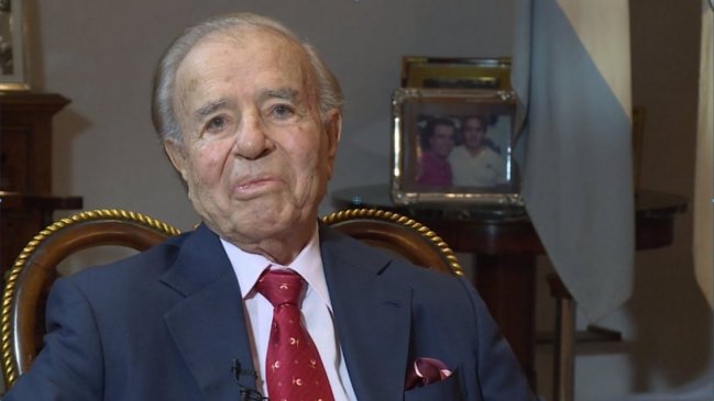  Carlos Menem sigue hospitalizado, pero 