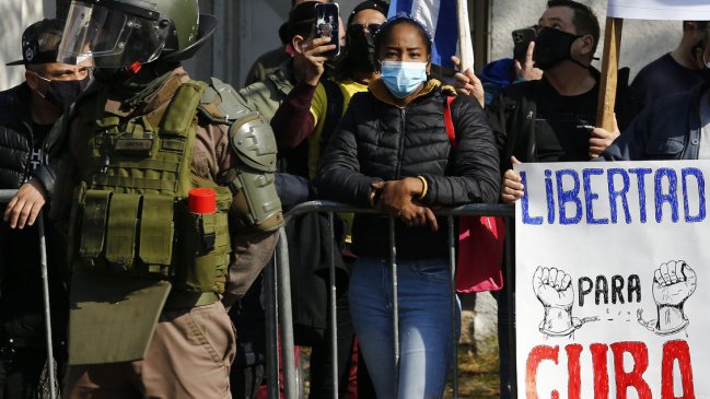  Enfrentamientos frente al Consulado de Cuba terminan con dos detenidos  