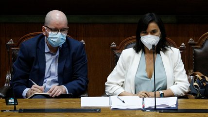  Izkia Siches asiste por primera vez a la Cámara como ministra del Interior  