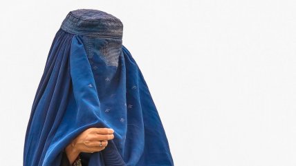   Los talibanes decretan el uso obligatorio del burka en lugares públicos 