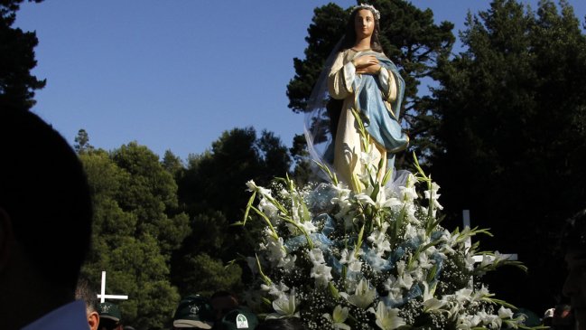   Concepción: Tras anuncio del retorno de la procesión, ambulantes fueron a marcar sus 