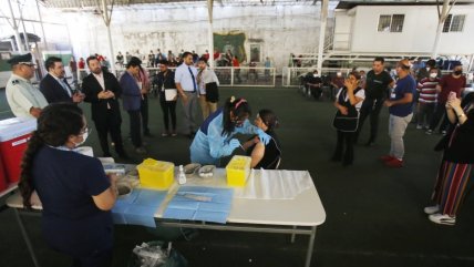   Comenzó la vacunación bivalente anticovid en población penal y personal de Gendarmería 