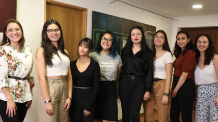   Día de la Mujer: Realizan reconocimiento a jóvenes que cumplen rol en democratización de la ciencia 