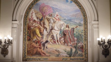  Legendario mural de Pedro Subercaseaux fue entregado tras su restauración  