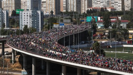   Más de un millón y medio de personas acompañaron a Francisco en su misa de despedida en Lisboa 