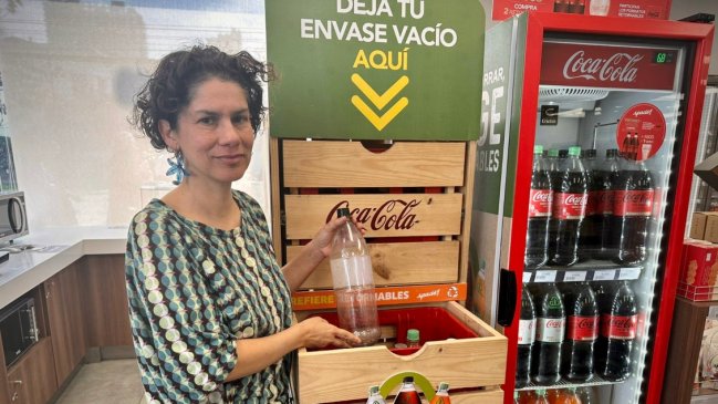  Ley de plásticos de un solo uso: Todos los almacenes deben vender bebidas retornables  