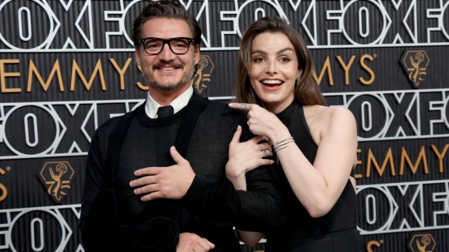   Premios Emmy 2023: Pedro Pascal llegó junto a su hermana Lux 