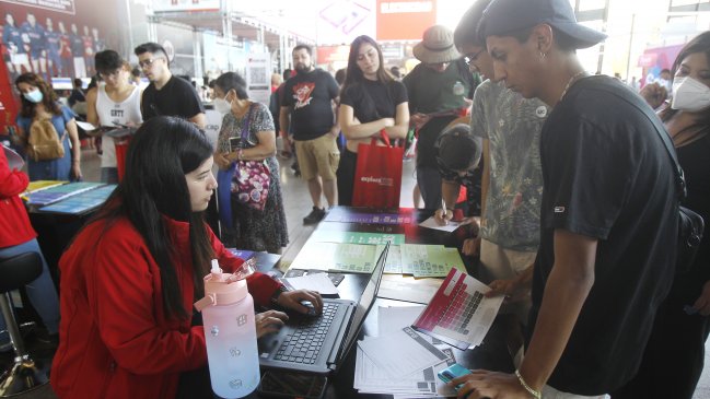  Admisiones a la educación pública universitaria alcanzaron cifras históricas este año  