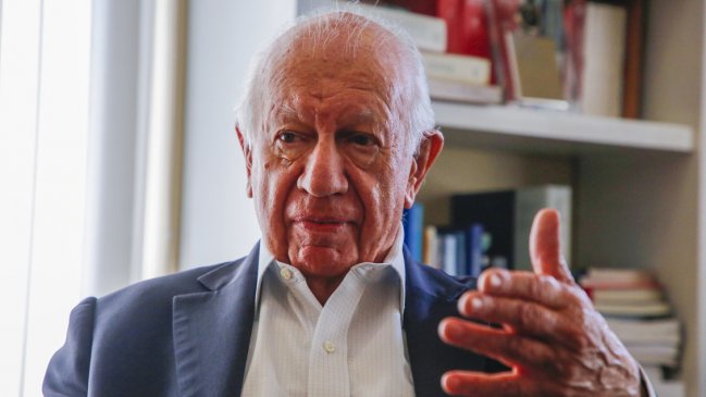  Ricardo Lagos anunció su retiro de la vida pública  