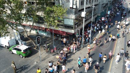   Multitudinaria despedida a Piñera obligó a suspender homenaje político 