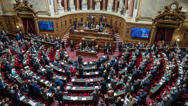  Francia es el primer país del mundo en garantizar el aborto en su Constitución  