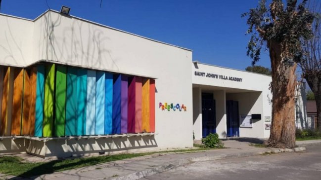   Padres denuncian que su hijo de 3 años fue abusado en el colegio Saint John's de La Reina 