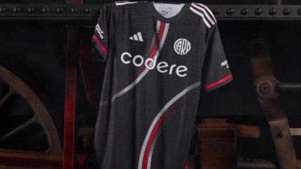   River Plate presentó nueva camiseta inspirada en un histórico equipo 