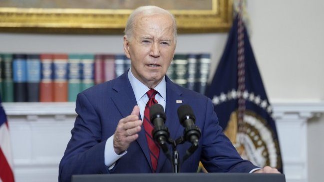   Biden condena la violencia en las protestas universitarias contra la guerra en Gaza 