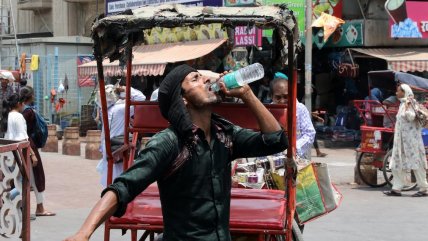   Hasta 47 grados: Ola de calor obliga a cerrar los colegios en India 