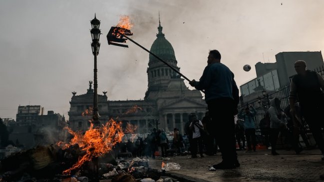   Gobierno argentino defendió operativo para proteger el Senado en votación clave 