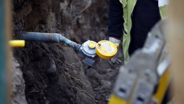   Barrio Yungay: Controlan fuga de gas que hizo a vecinos dormir en la calle 