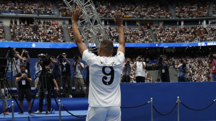   Kylian Mbappé recibió la bienvenida de Real Madrid en un 