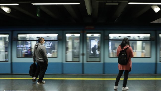   Metro debió restringir la Línea 1 por rescate de persona en la vía 