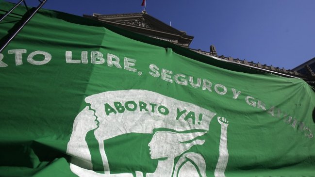   Más allá de las tres causales: CEP mostró histórico apoyo al aborto 