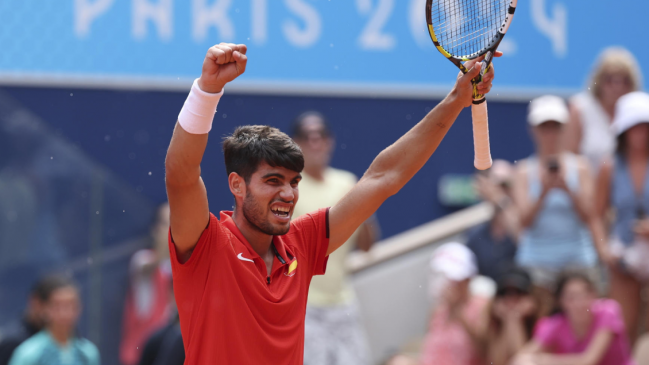   Carlos Alcaraz venció a Tommy Paul para instalarse en semifinales de París 2024 