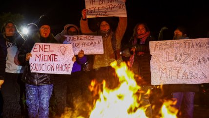   Protestas por extensos cortes de luz en la Región Metropolitana 