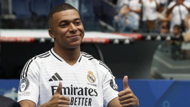   Kylian Mbappé fue citado e irá por su primer título con Real Madrid 