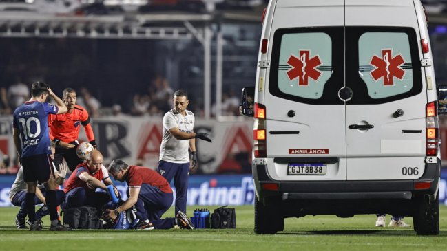   Jugador de Nacional se desmayó en duelo con Sao Paulo y fue retirado en ambulancia 