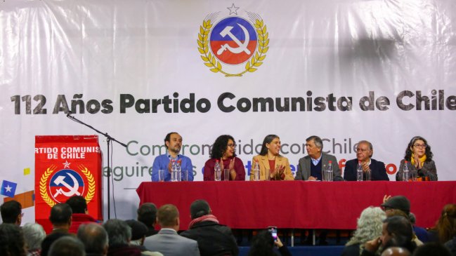   Gobierno desdramatiza postura del PC sobre Venezuela: La de Chile 