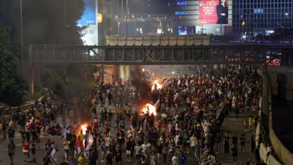   Miles de manifestantes se toman Tel Aviv para pedir un alto al fuego en Gaza 