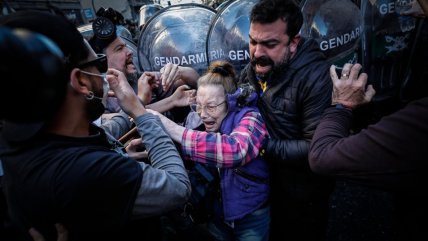  Miles de jubilados protestaron contra el veto de Milei a la reforma previsional  