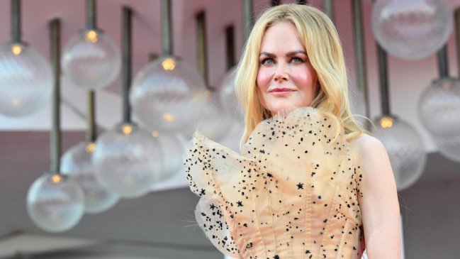   Nicole Kidman no pudo recoger premio en Venecia tras repentina muerte de su madre 