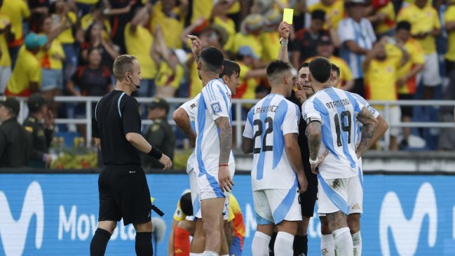  [VIDEO] ¡Hubo polémica! El penal cobrado por Piero Maza en el Colombia vs. Argentina  